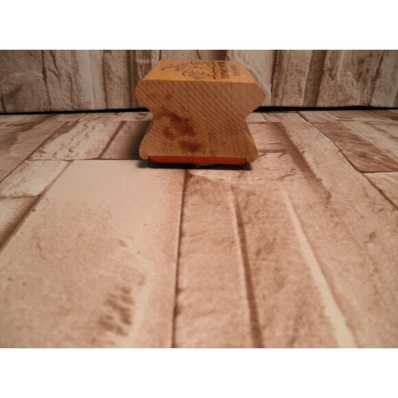 USED VINTAGE 1985 INK WOOD STAMP "EVERYONE'S ENTITLED TO MY OPINION." (2.25WIDE) - Picture 7 of 10